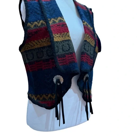 Vintage Woolrich Women’s Vest Aztec Blanket Fringe Concho Bolero Size Small - Picture 3 of 9